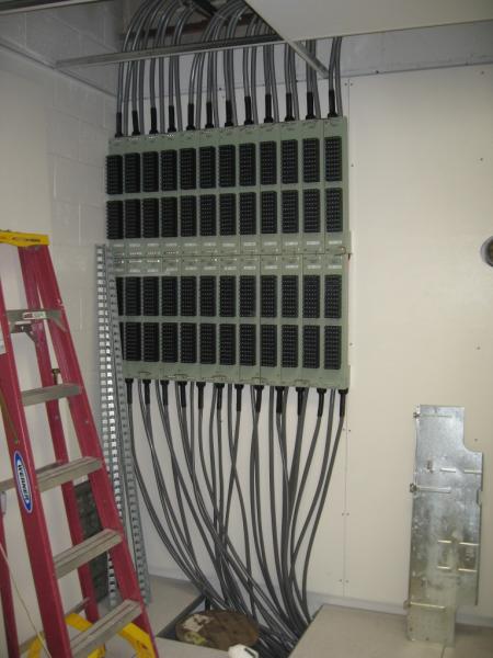 outcabling080.jpg
